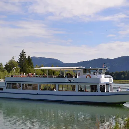 Neuschwansteinblick 101 *