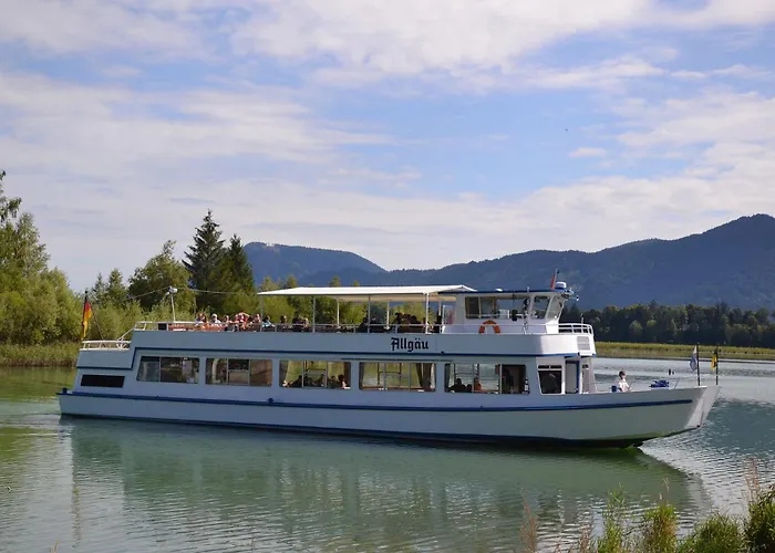 Neuschwansteinblick 101 *